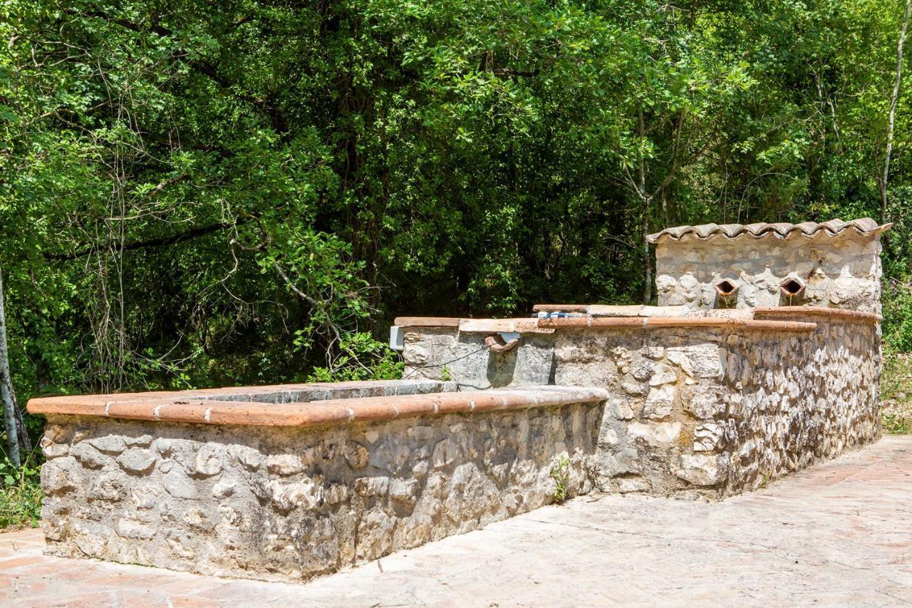 Borgo Incantato Spoleto Pompagnano Exterior photo